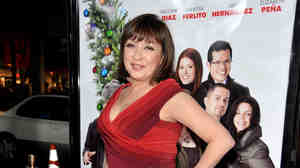 Actress Elizabeth Peña arrives at the Hollywood premiere of Nothing Like the Holidays in 2008.