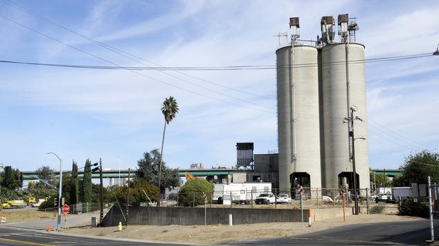 West Sac silos destined for demo