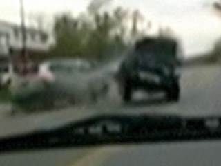 Look Out! Dramatic Car Crash Caught on Camera