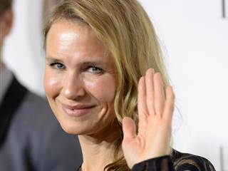 Renee Zellweger's Startling New Look Goes Viral and Some Can't Face It
