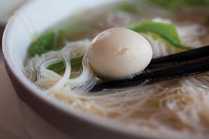 Daw Yee Review: Burmese Food Gets Hip in Monterey Park