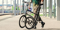 The Urban Bike You Fold Up With a Kick of Your Leg