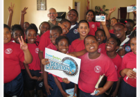 Elementary school students in the U.S. Virgin Islands with The Ocean Doctor (Photo: Nicolas Drayton)