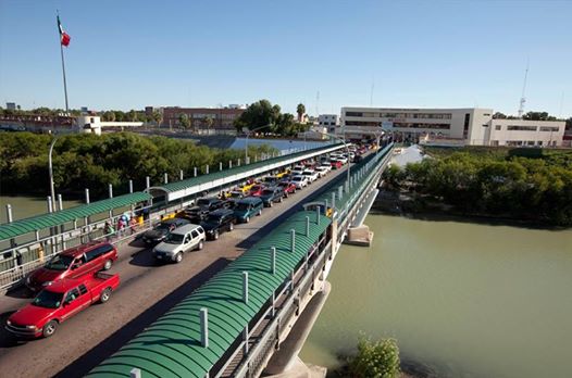 Photo: Nine months into a federal pilot program created to reduce wait times at international ports of entry, operators of bridges on the Texas-Mexico border say it appears to be accomplishing that goal. 

Julián Aguilar reports: http://trib.it/1rNprAf