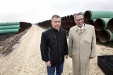 Russell Girling, president and chief executive officer of TransCanada Corp. (left) and Joe Oliver, Canada's natural resources minister.(Scott Dalton/Bloomberg)