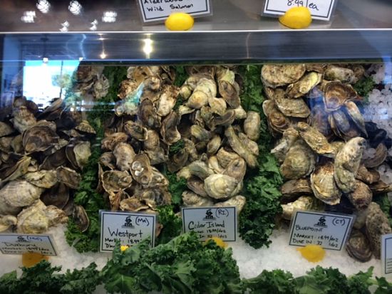 TJs-Case-Oysters_opt.jpg