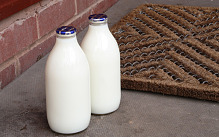 Milk: 11 reasons why it might not be a superfood