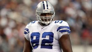 Josh Brent on Practice Field for 1st Time Since Crash
