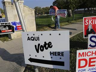Pew's New Latino Voters Survey: Dems Lose Support, But Keep Advantage 