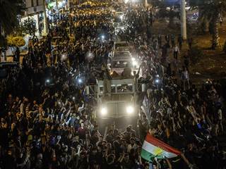 Hundreds Welcome Kurdish Forces En Route to Fight ISIS in Syria