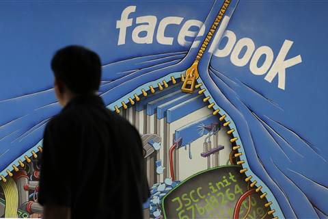 Facebook Posts Strong Mobile Ad Growth But Warns of Increased Spending