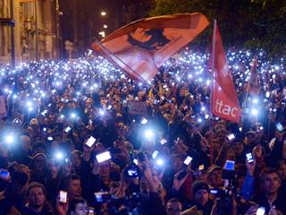 100,000 Protesters Rally in Hungary Against Proposed Internet Tax