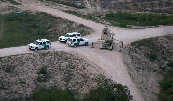 U.S. Border Patrol agents (Photo by John Moore/Getty Images)