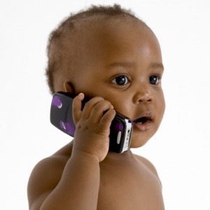 baby-with-cell-phone