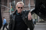 Paul Bettany on the New York set of 