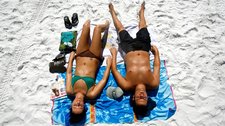 Ask Well | Is Your Sunscreen Safe?