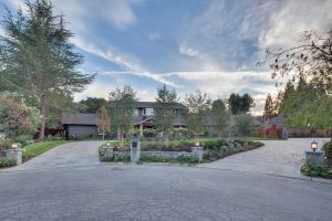 Walkthrough: Nearly an acre of luxury living in Saratoga - Photo