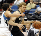 Ricky Rubio, Matt Bonner