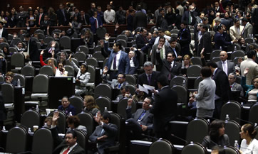 Diputados aprueban la Ley de Ingresos 2015 en ‘fast track’