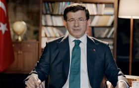 Ahmet Davutoğlu'ndan iki önemli mesaj