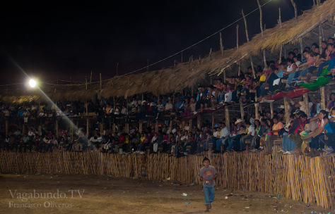 A mitad de la plaza de toros de Tizimín.