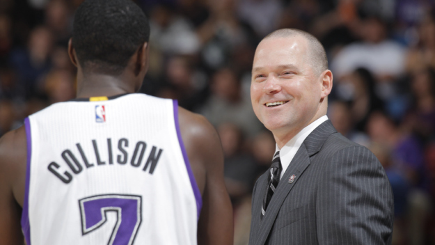 SACRAMENTO, CA - NOVEMBER 5:  Head Coach Michael Malone of the Sacramento Kings talks with point guard Darren Collison #7 during a break in action against the Denver Nuggets at Sleep Train Arena on November 5, 2014 in Sacramento, California. NOTE TO USER: User expressly acknowledges and agrees that, by downloading and or using this photograph, User is consenting to the terms and conditions of the Getty Images Agreement. Mandatory Copyright Notice: Copyright 2014 NBAE (Photo by Rocky Widner/NBAE via Getty Images)