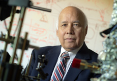 UT Arlington professor honored by fellow physicists