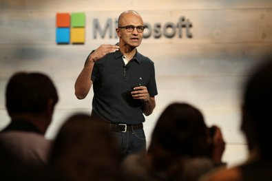 Offering a mobile edition of Office for free comes as Satya Nadella, Microsoft’s new chief executive, pushes cloud and mobile computing as lodestars for the company’s future.