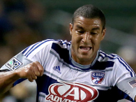 Tesho Akindele of FC Dallas fights for the ball at StubHub Center on May 21, 2014 in Los Angeles, California. (credit: Stephen Dunn/Getty Images)