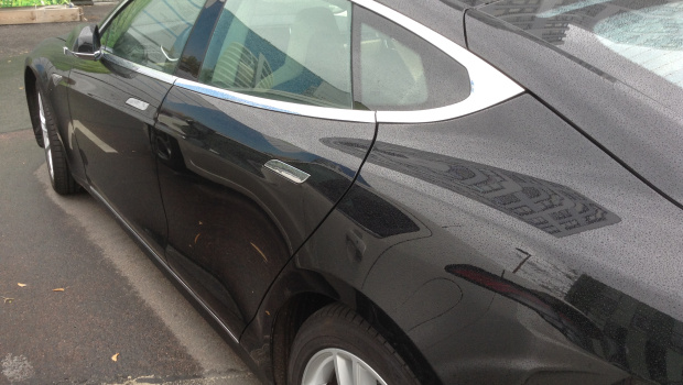 Tesla Model S door handles