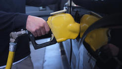 Average Retail Gas Prices Drop to $2.75 in Texas