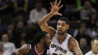 The Spurs shook off their sloppy play and rode Tim Duncan to a 94-92 victory over the Hawks at the AT&amp;T Center on Wednesday.