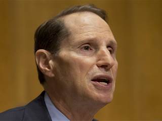 Wyden Pushes Obama to Immediately Stop Phone Metadata Collection