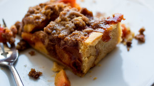 Peach Crumble Slab Pie