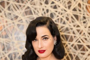 Dita von Teese: How to be sexy in Silicon Valley - Photo