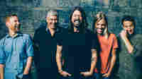 Dave Grohl, center, with The Foo Fighters