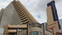 Richard Stockton College agrees to buy Showboat casino