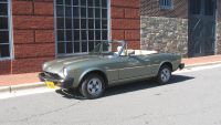 1981 FIAT Spider 2000 had neighborhood admirers - Photo