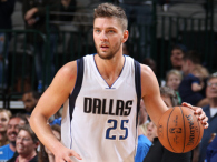 Chandler Parsons of the Dallas Mavericks handles the ball against the Boston Celtics on November 3, 2014 at the American Airlines Center in Dallas, Texas. (credit: Danny Bollinger/NBAE via Getty Images)
