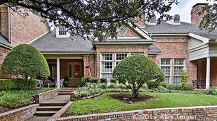Charming Traditional in Desirable Caruth Court