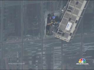 Workers Trapped on World Trade Center Scaffolding Are Rescued