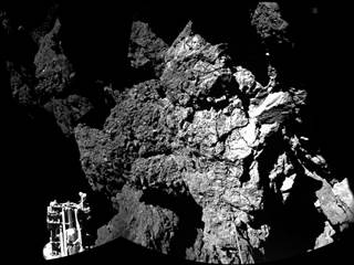 Philae Probe Sends Back First Photo From Surface of Comet