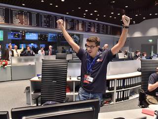 Touchdown! Ecstatic Scientists Celebrate as Philae Lands on Comet