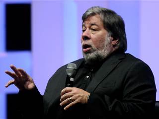 Apple Co-Founder Steve Wozniak Loves Tesla, Oculus Rift