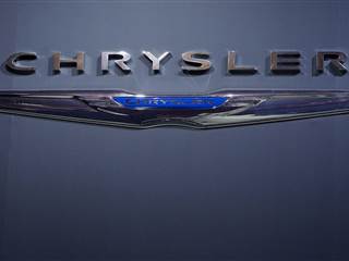 Chrysler to Start Replacing Takata Air Bags in December