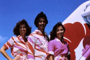 Hawaiian Airlines: 85 years of high-flying fashion - Photo