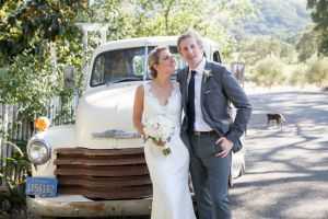Wine Country wedding charms guests at rustic ranch - Photo