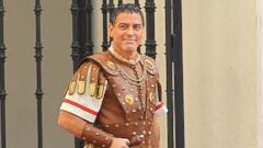 George Clooney Gets Into Costume for Hail Caesar!