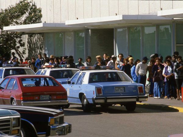 Dec. 3, 1984: Prince fans stand in line to buy concert tickets at the Joske's store at Northline Mall.