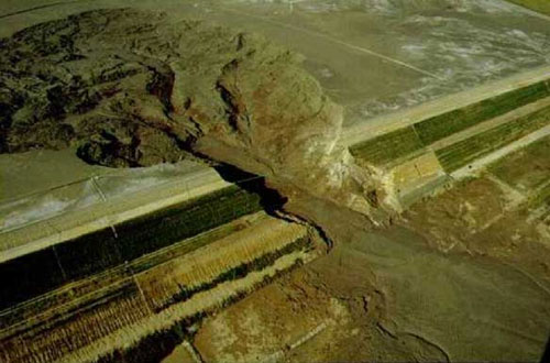 Figure 5. Aznalcóllar, Spain tailings dam rupture, April 25, 1998